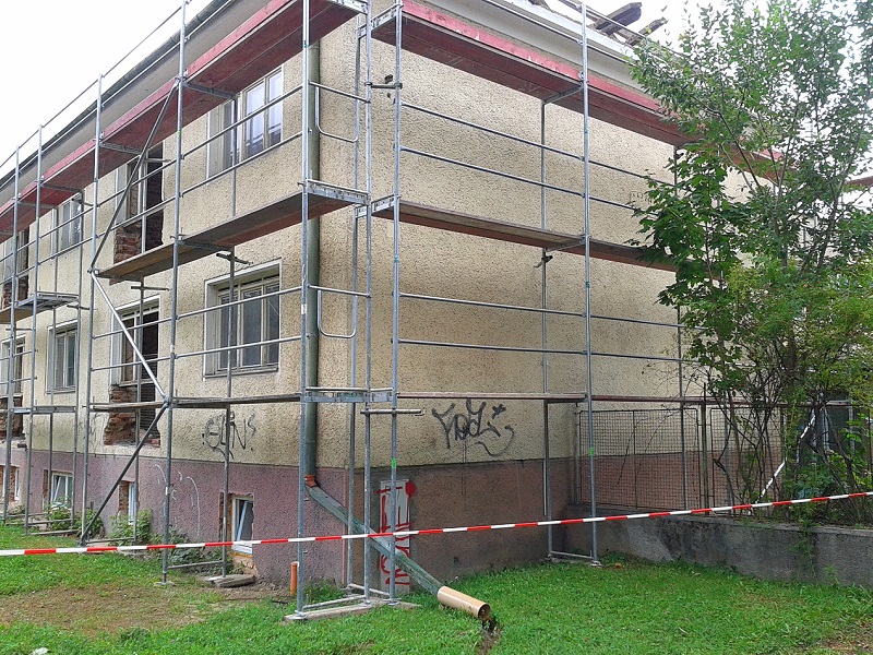 Nadstavba a prerábka bytového domu v Prievidzi pre TKBČ s.r.o. Prievidza
