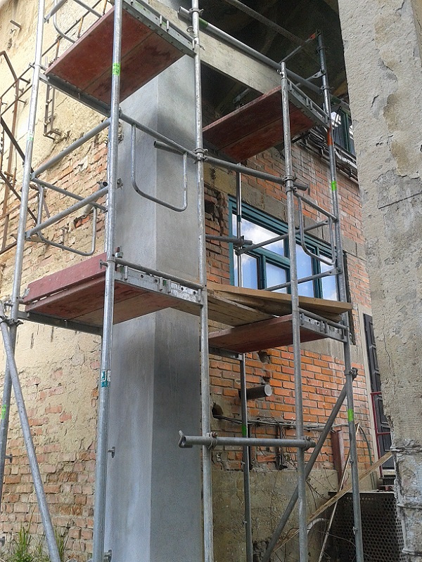 Oprava betónových pilierov vo Fortischem a.s. Nováky pre Ecoflex s.r.o. Prievidza