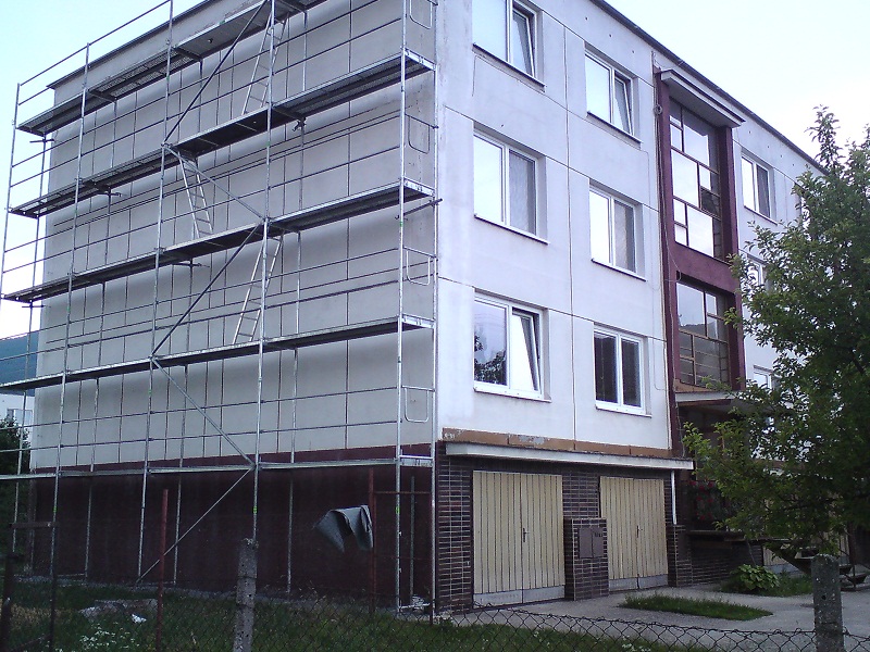 Revitalizácia bytového domu Diviaky nad Nitricou